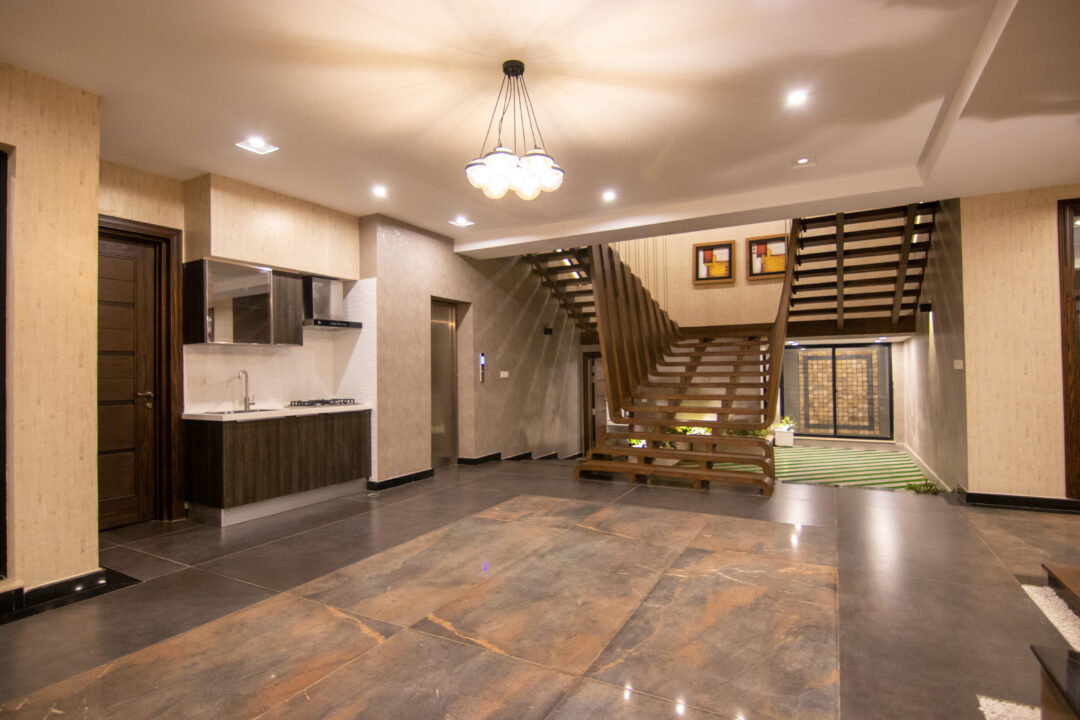 BASEMENTS